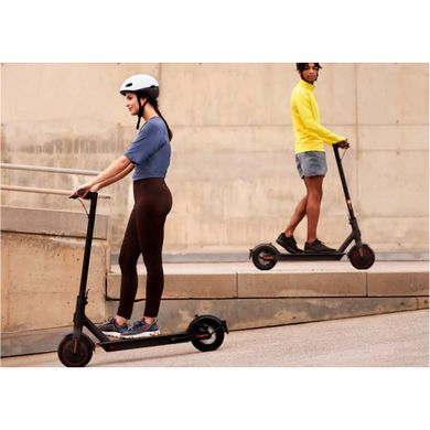 Электросамокат Xiaomi Mi Electric Scooter Pro 2 Black